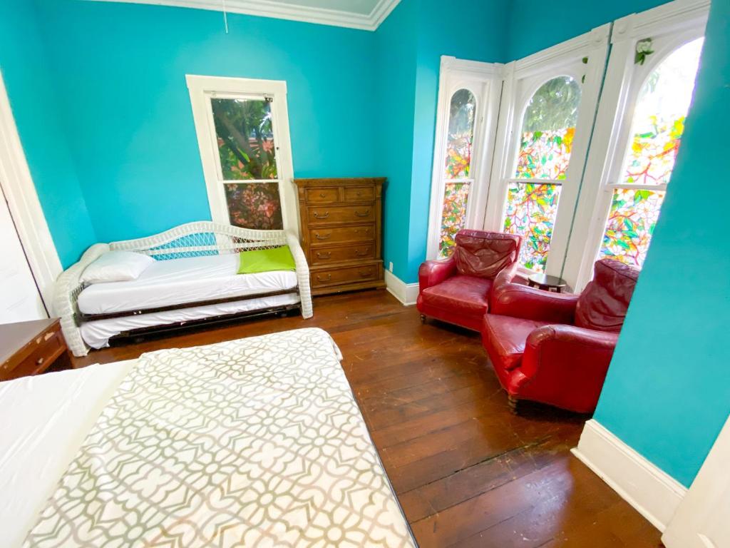 International Travelers House Hostel Downtown San Diego image 18