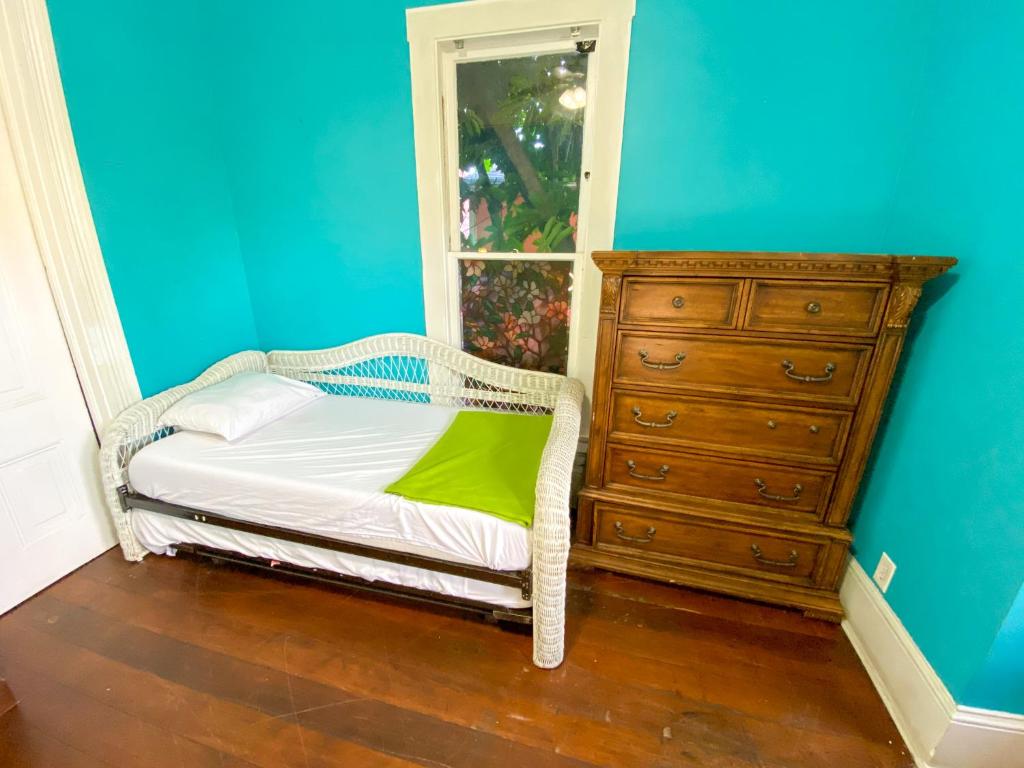 International Travelers House Hostel Downtown San Diego image 19