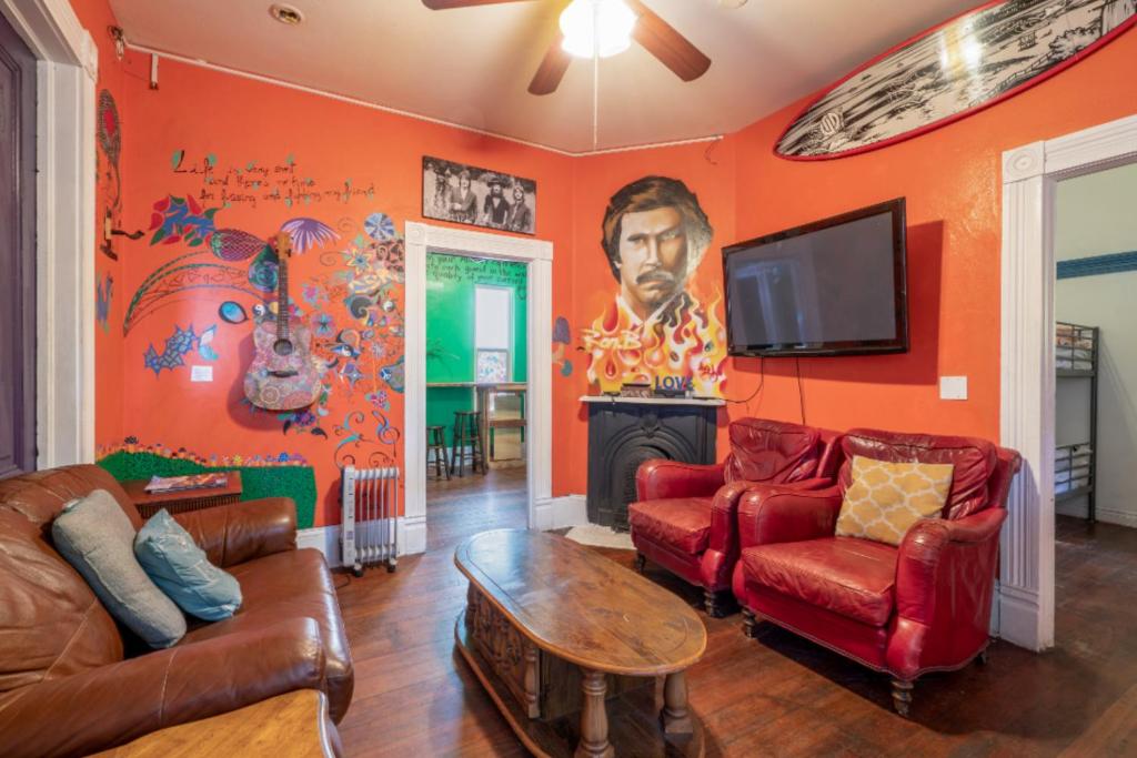 International Travelers House Hostel Downtown San Diego image 24